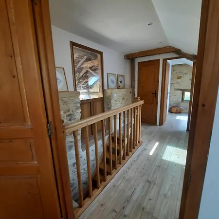 Grange Avec Piscine - La Hulotte Du Cluzel Holiday home *