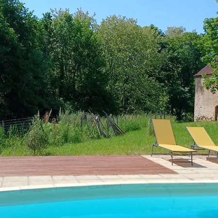 Grange Avec Piscine - La Hulotte Du Cluzel Holiday home *