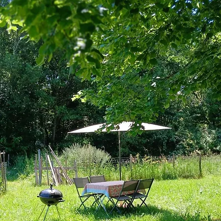 Holiday home Grange Avec Piscine - La Hulotte Du Cluzel *