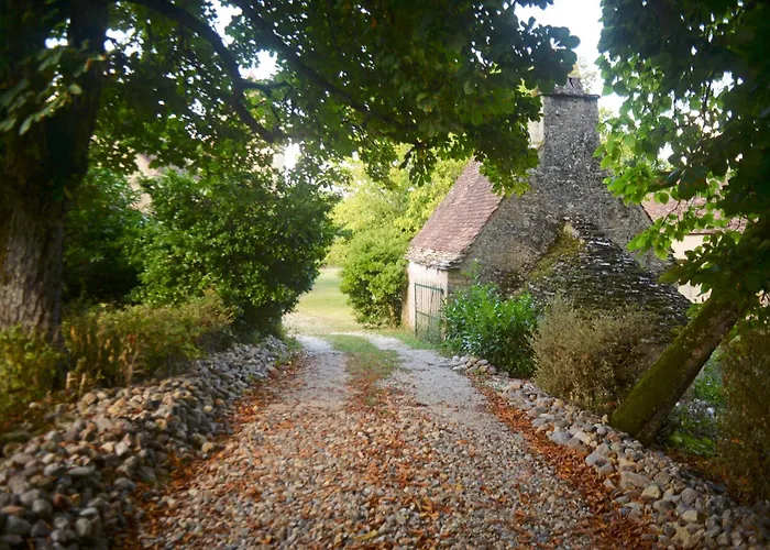 Grange Avec Piscine - La Hulotte Du Cluzel Ferienhaus *